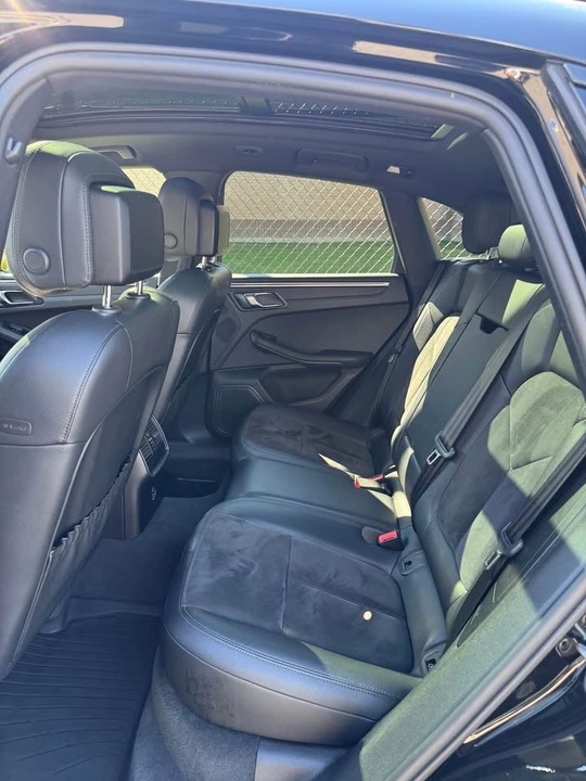 2020 Porsche Macan - Image 5 of 8