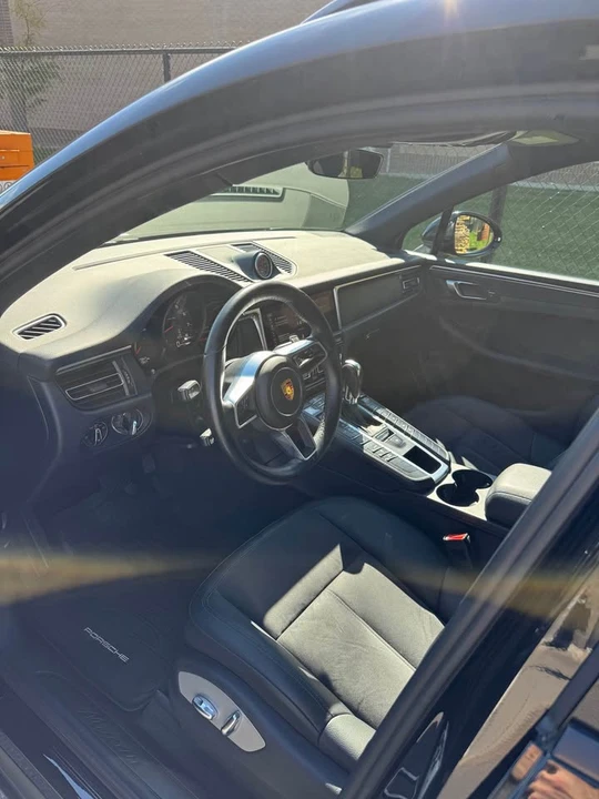 2020 Porsche Macan - Image 4 of 8
