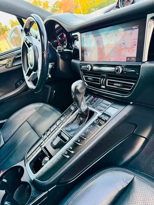 2020 Porsche Macan - Image 5 of 20