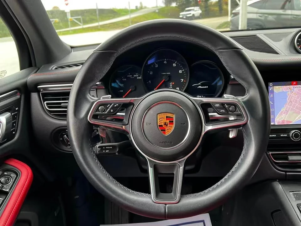 2020 Porsche Macan - Image 5 of 11