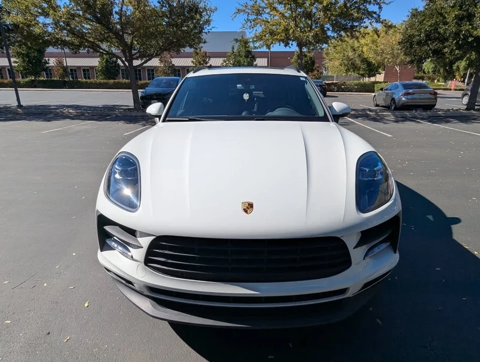 2020 Porsche Macan - Image 2 of 18