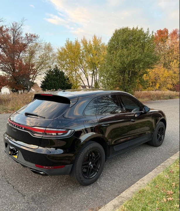 2020 Porsche Macan - Image 5 of 10