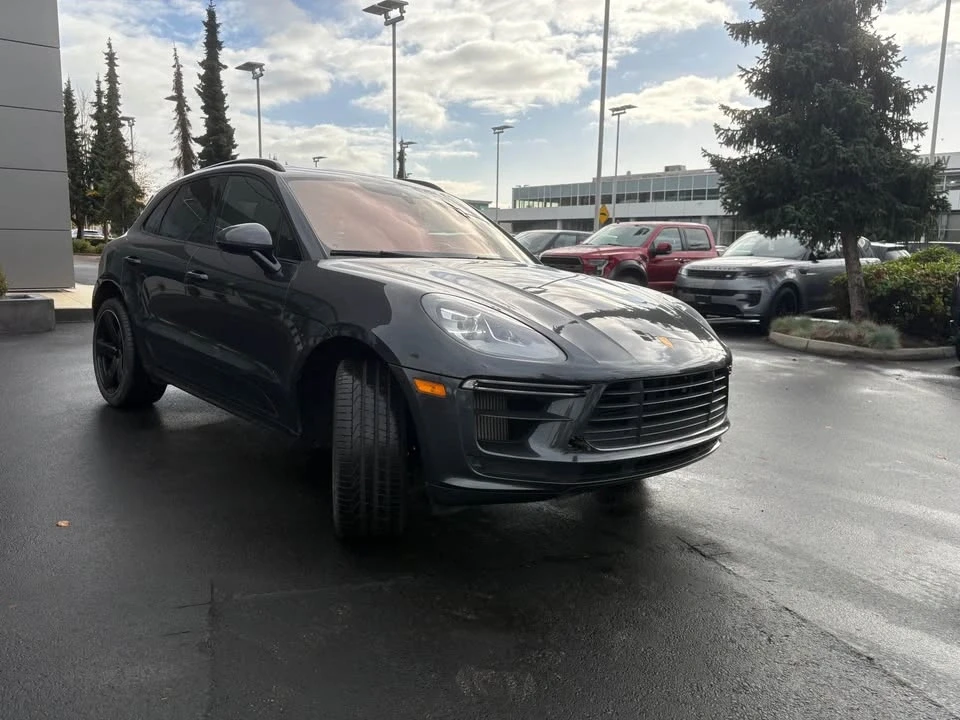 2020 Porsche Macan - Image 2 of 15