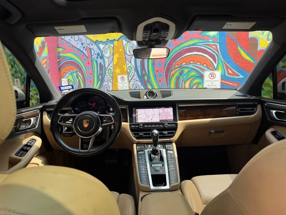 2020 Porsche Macan - Image 9 of 19