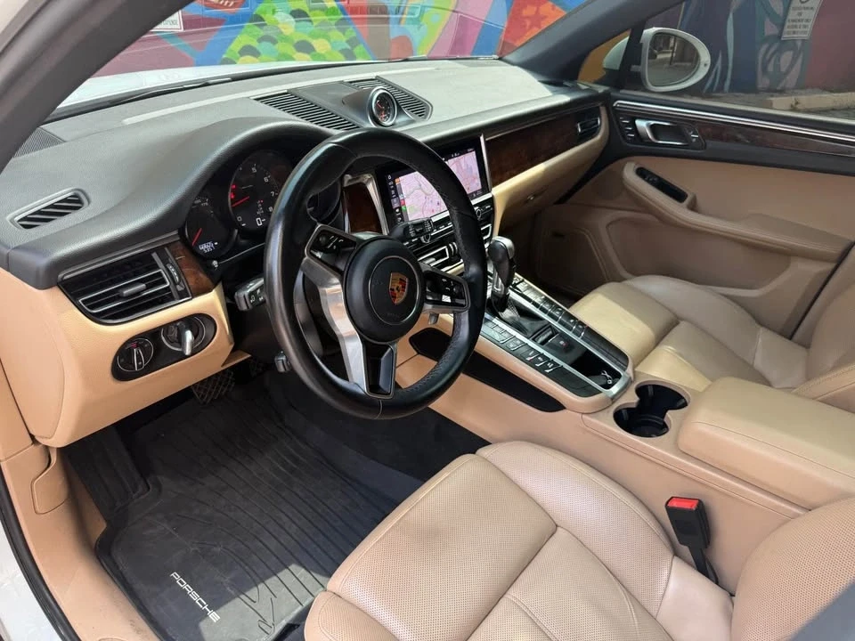 2020 Porsche Macan - Image 7 of 19