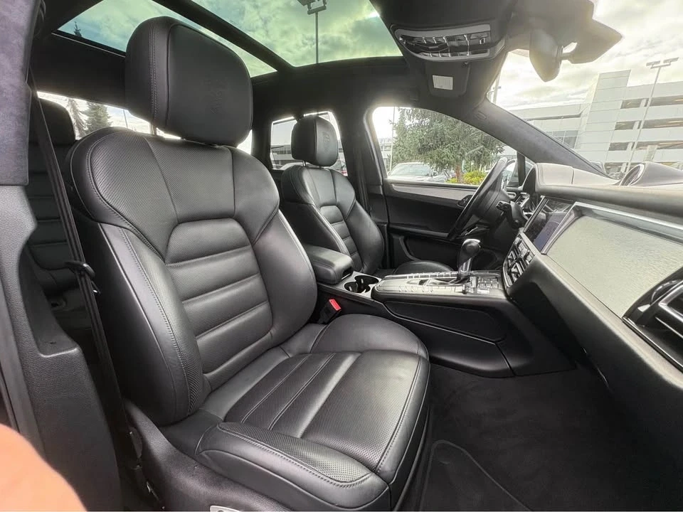 2020 Porsche Macan - Image 13 of 15