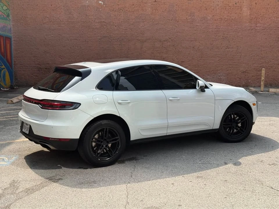 2020 Porsche Macan - Image 2 of 19