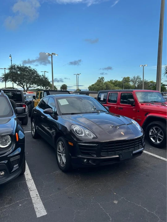 2020 Porsche Macan - Image 2 of 9