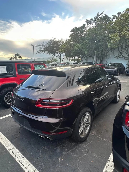 2020 Porsche Macan - Image 5 of 9