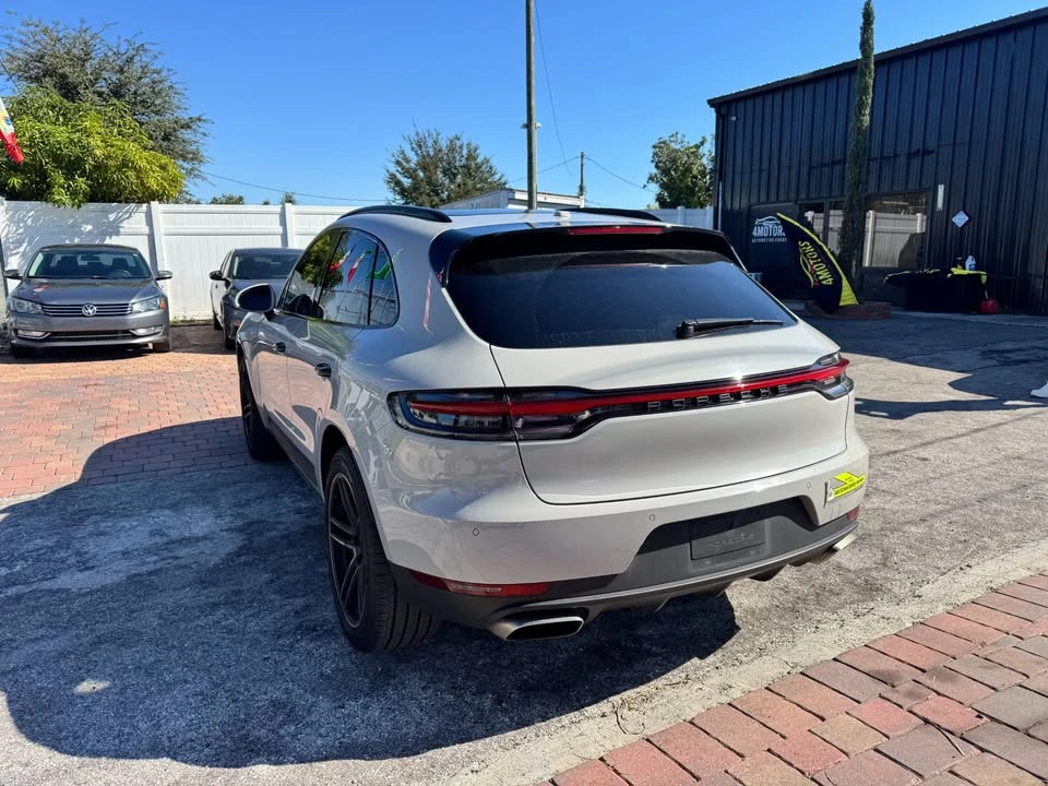 2020 Porsche Macan - Image 6 of 8