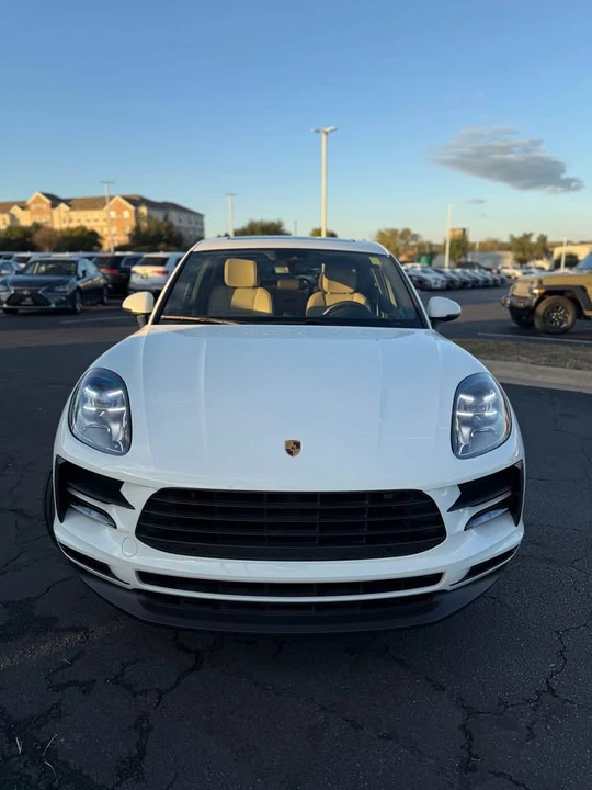 2020 Porsche Macan - Image 2 of 13