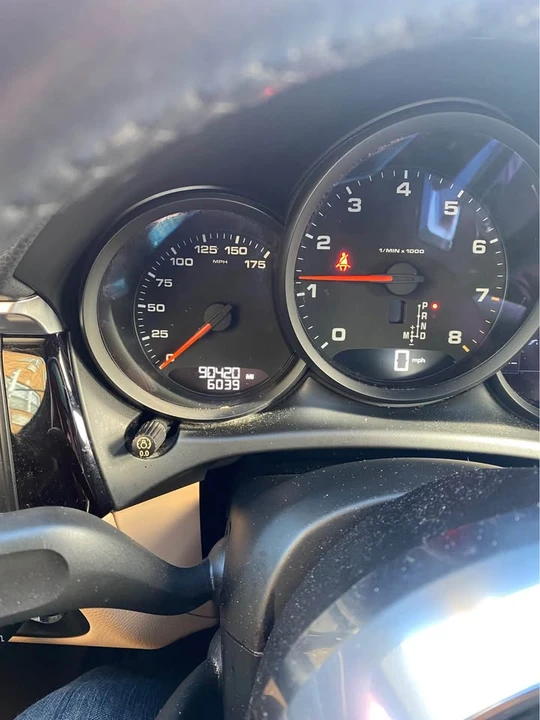 2020 Porsche Macan - Image 2 of 4