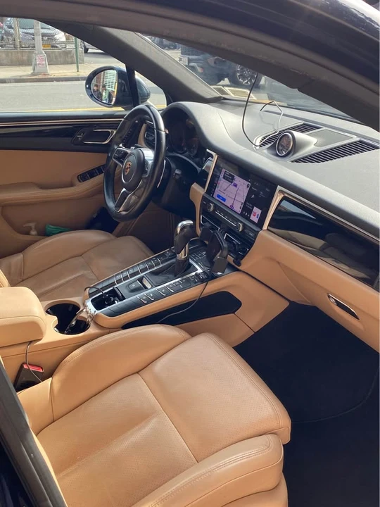 2020 Porsche Macan - Image 4 of 4