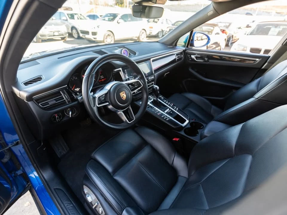 2020 Porsche Macan - Image 9 of 17