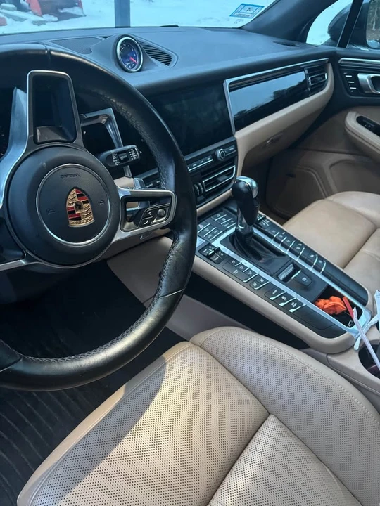 2020 Porsche Macan - Image 4 of 5