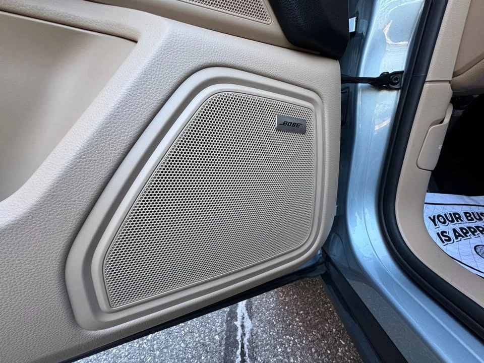 2020 Porsche Macan - Image 17 of 20