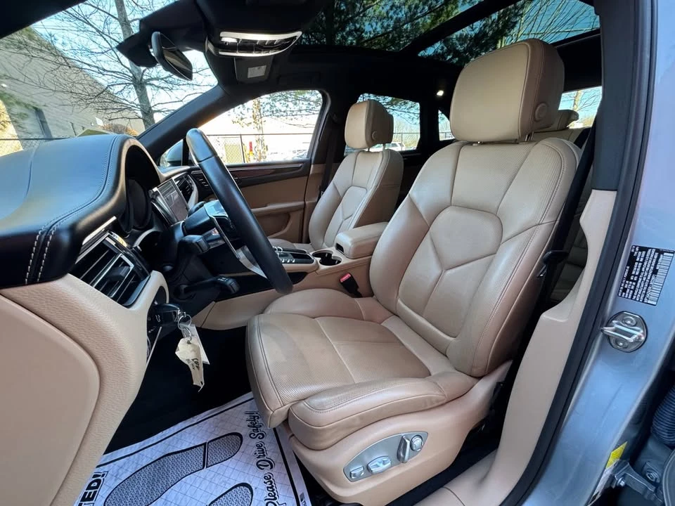 2020 Porsche Macan - Image 8 of 20