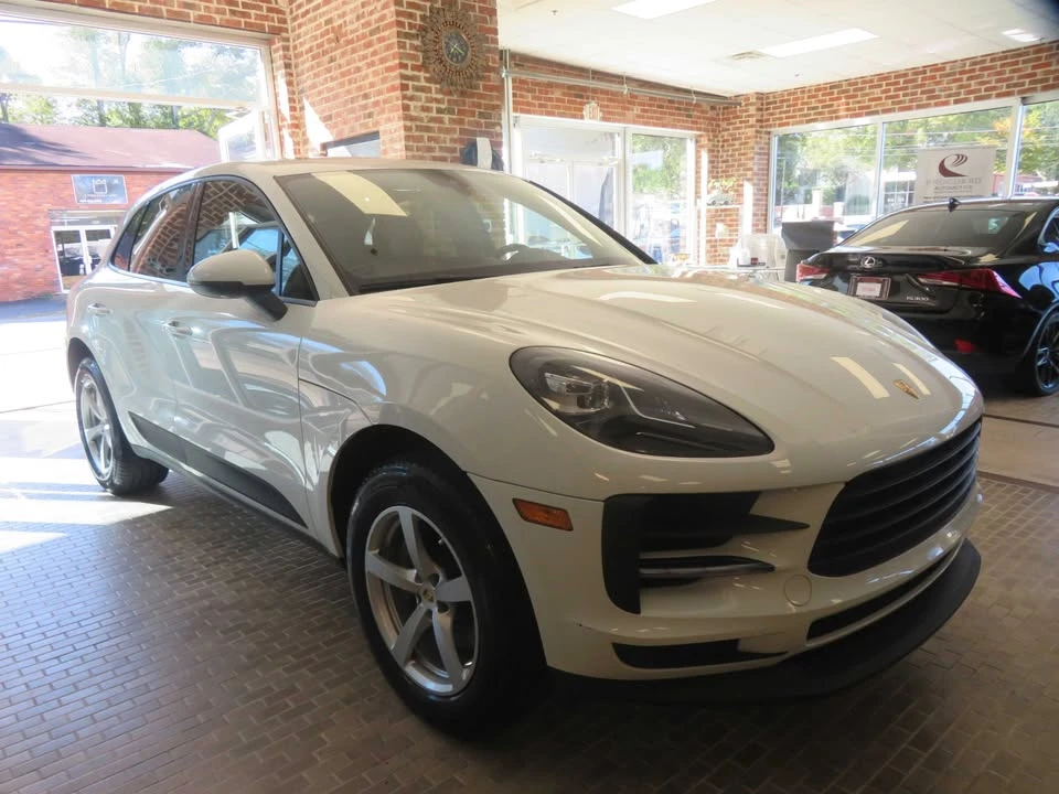 2020 Porsche Macan - Image 3 of 20