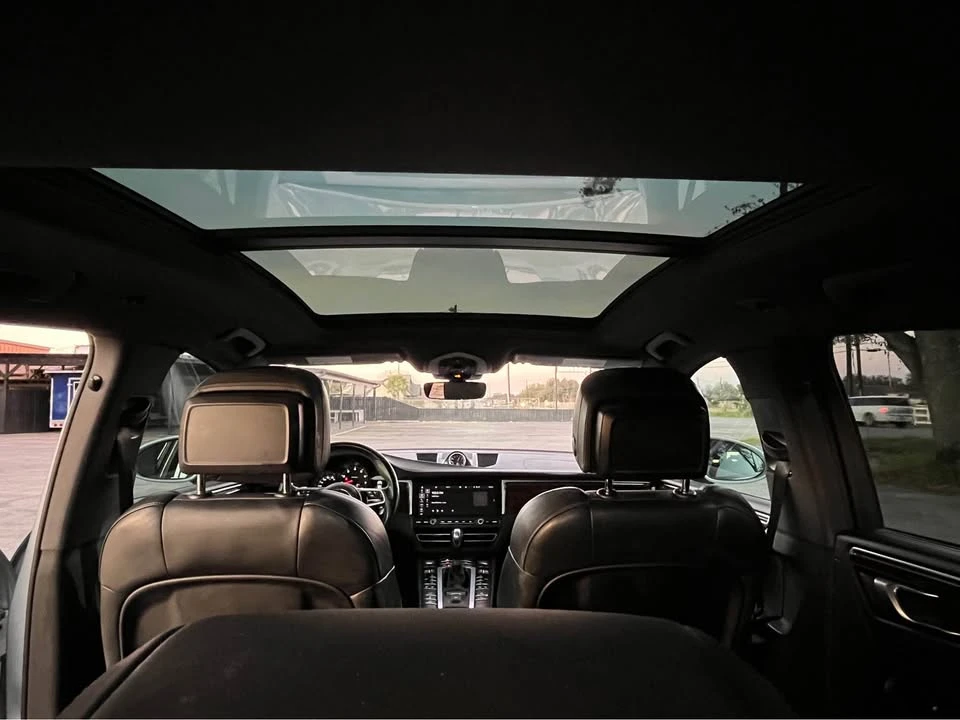2020 Porsche Macan - Image 15 of 15