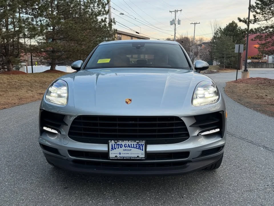 2020 Porsche Macan - Image 2 of 20