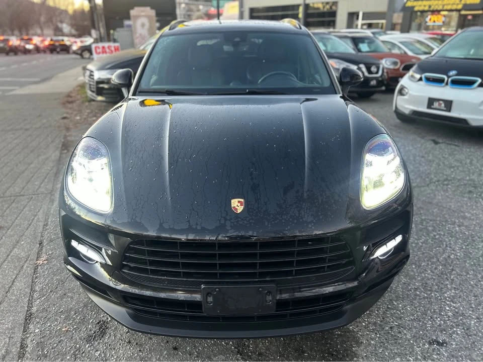 2020 Porsche Macan - Image 2 of 20