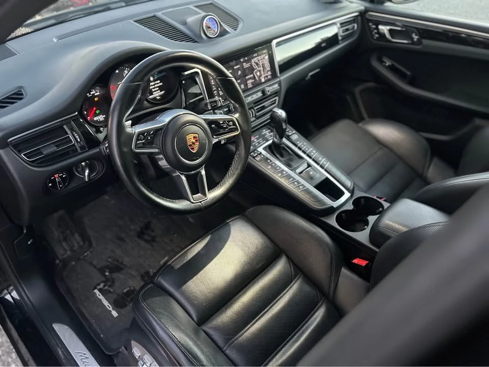 2020 Porsche Macan - Image 8 of 20