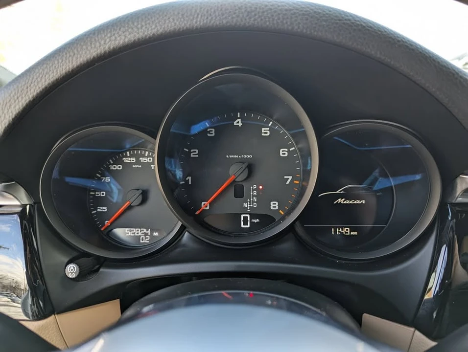 2020 Porsche Macan - Image 11 of 20