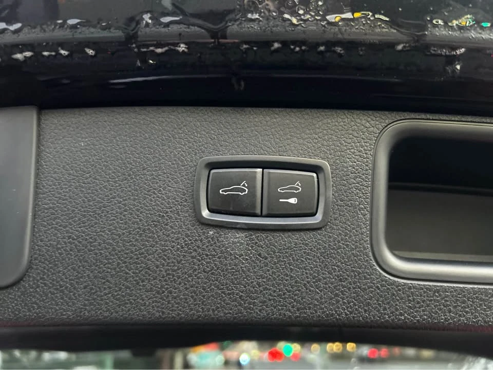 2020 Porsche Macan - Image 13 of 20
