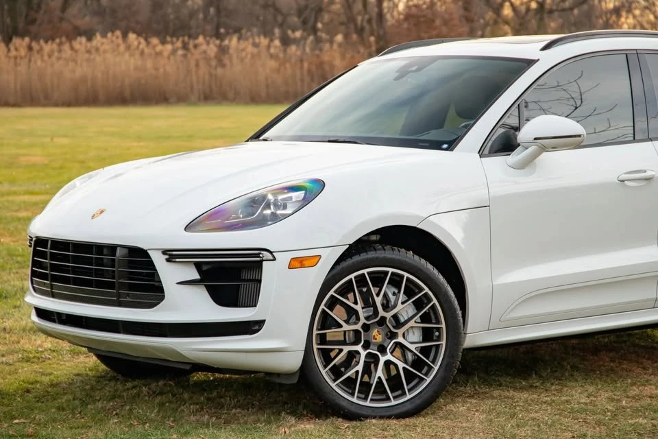 2020 Porsche Macan - Image 9 of 20