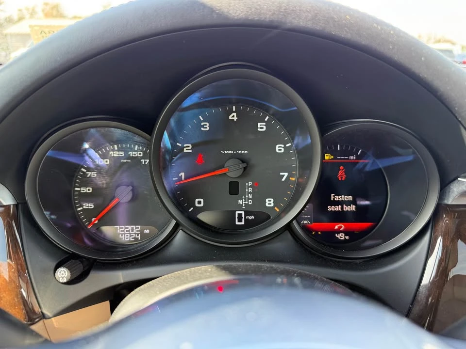 2020 Porsche Macan - Image 9 of 13