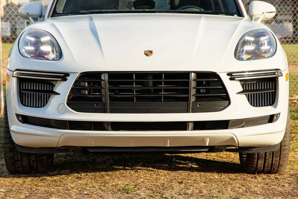 2020 Porsche Macan - Image 18 of 20