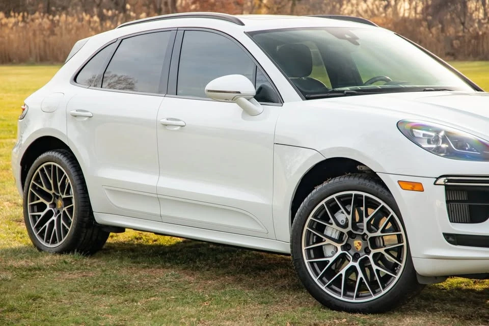 2020 Porsche Macan - Image 11 of 20