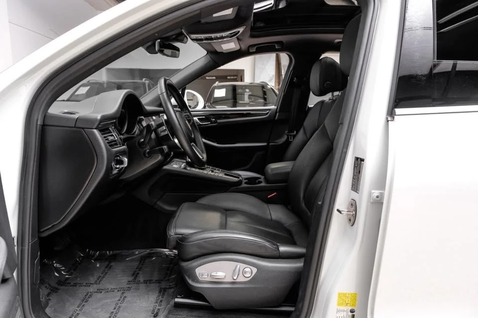 2020 Porsche Macan - Image 5 of 20