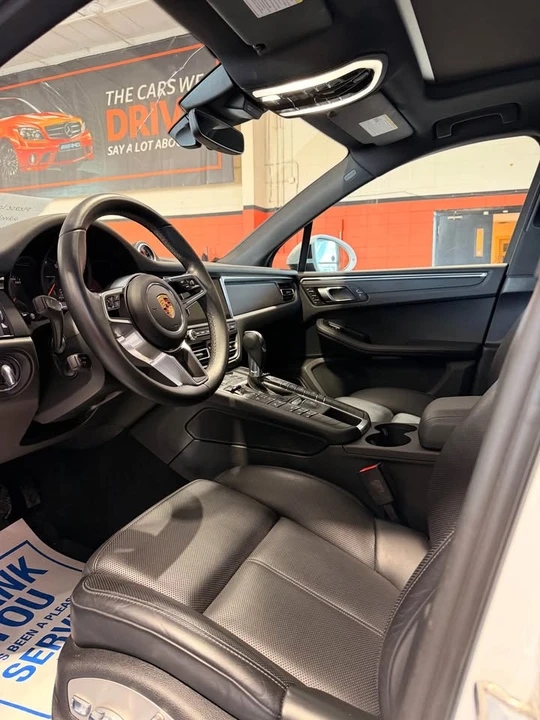 2020 Porsche Macan - Image 7 of 16
