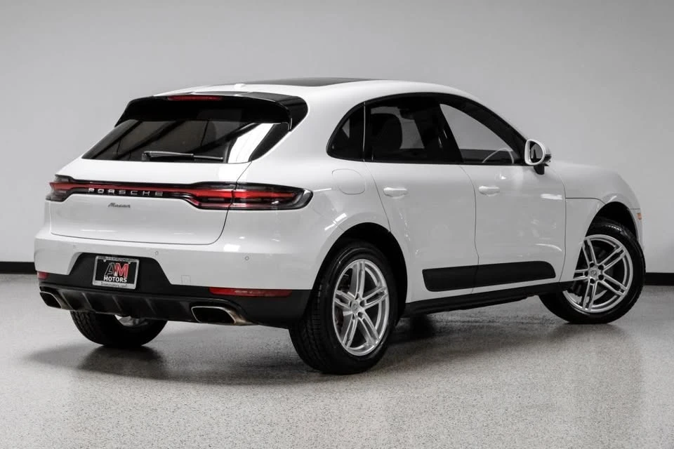 2020 Porsche Macan - Image 9 of 20