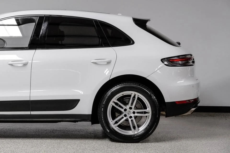 2020 Porsche Macan - Image 13 of 20