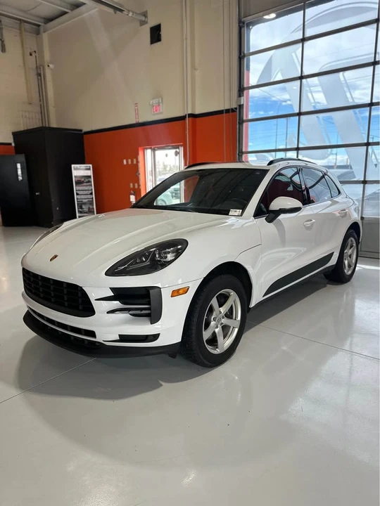 2020 Porsche Macan - Image 2 of 7