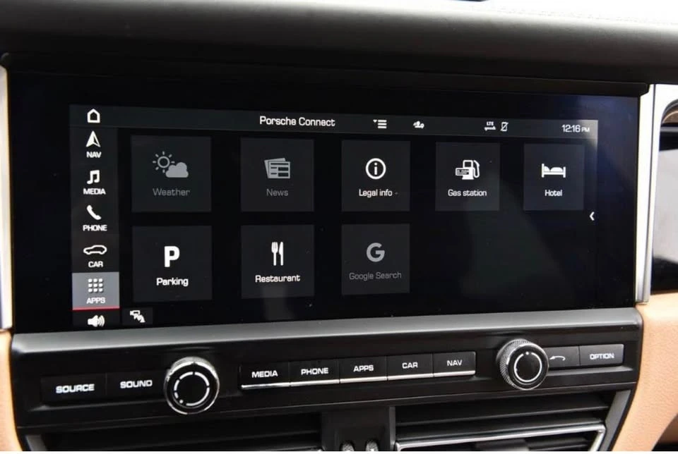2020 Porsche Macan - Image 7 of 8