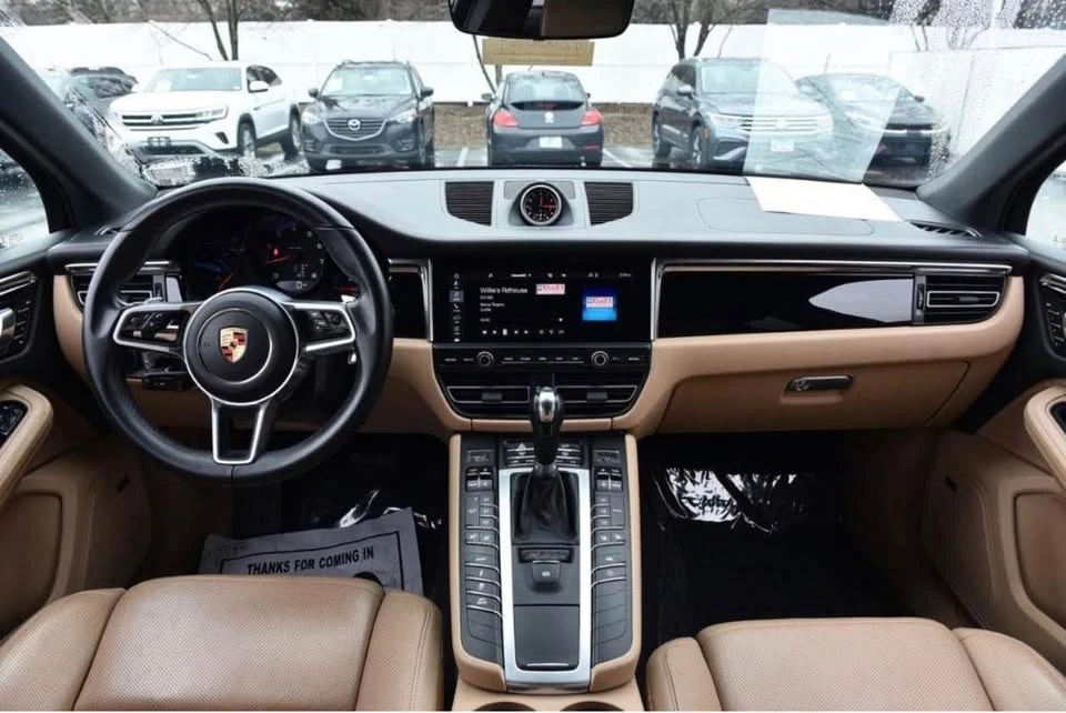 2020 Porsche Macan - Image 5 of 8
