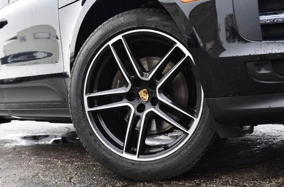 2020 Porsche Macan - Image 2 of 8