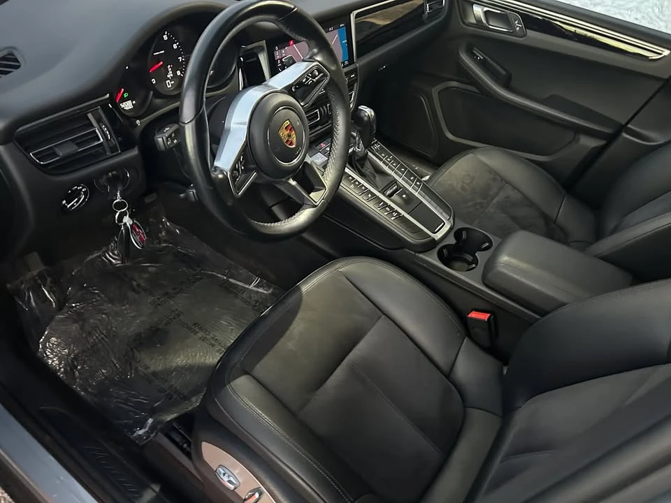2020 Porsche Macan - Image 9 of 19