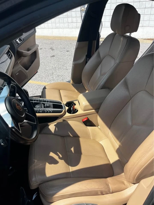 2020 Porsche Macan - Image 2 of 13