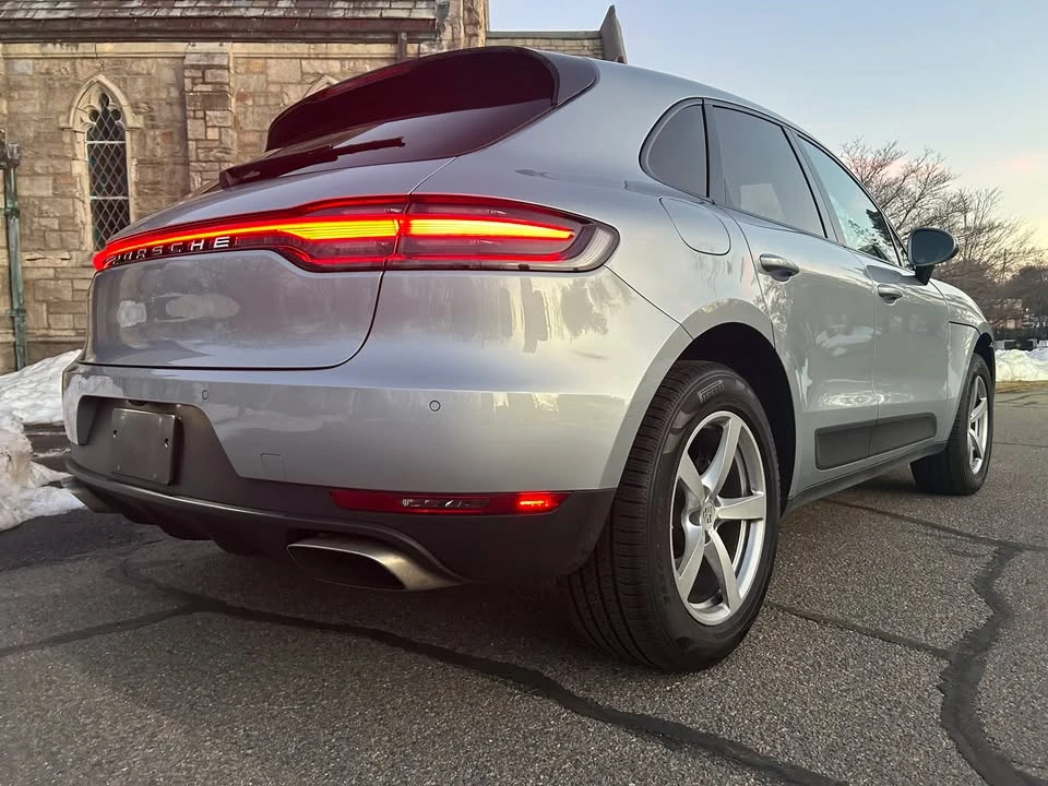 2020 Porsche Macan - Image 5 of 19