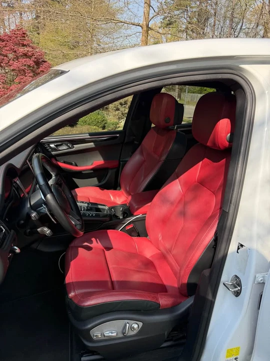 2020 Porsche Macan - Image 6 of 13