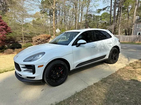 2020 Porsche Macan