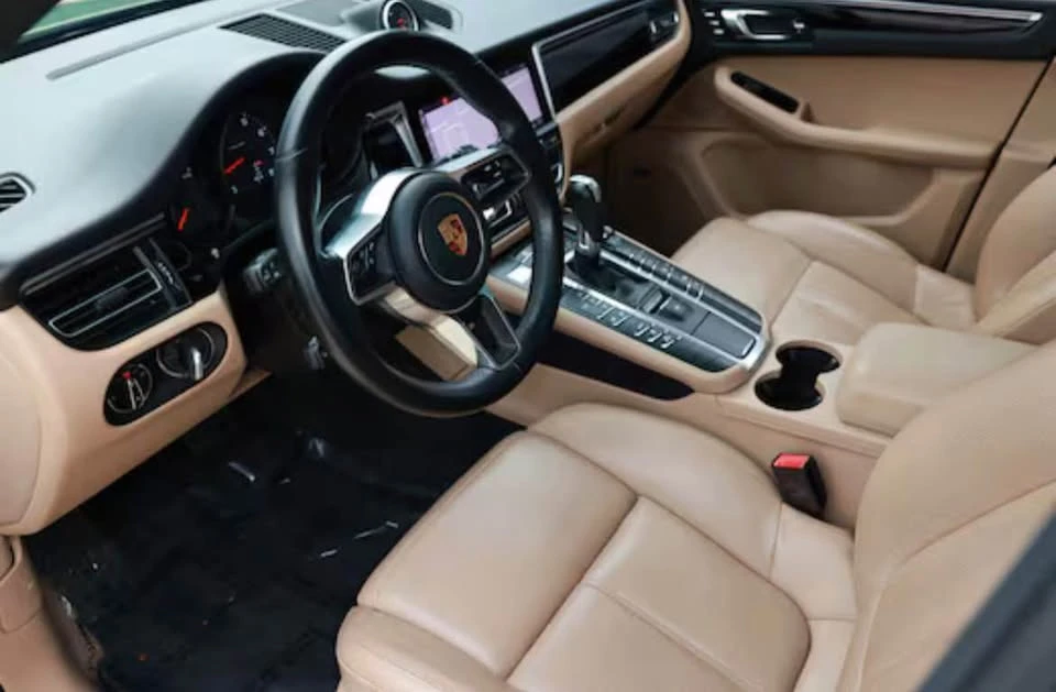 2020 Porsche Macan - Image 5 of 10