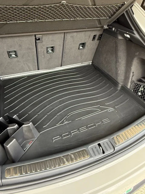 2020 Porsche Macan - Image 5 of 11