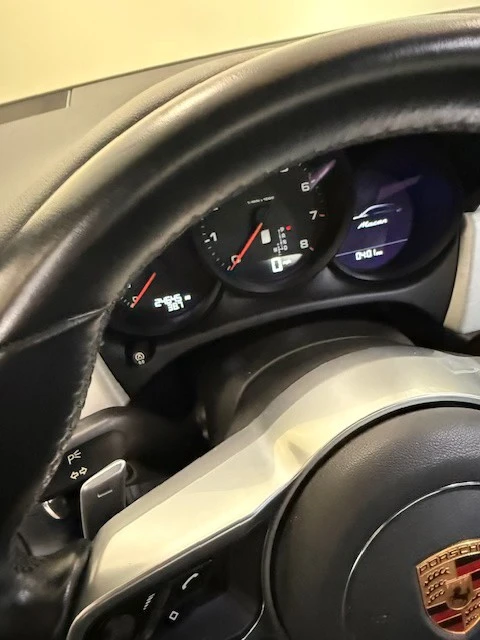 2020 Porsche Macan - Image 11 of 11
