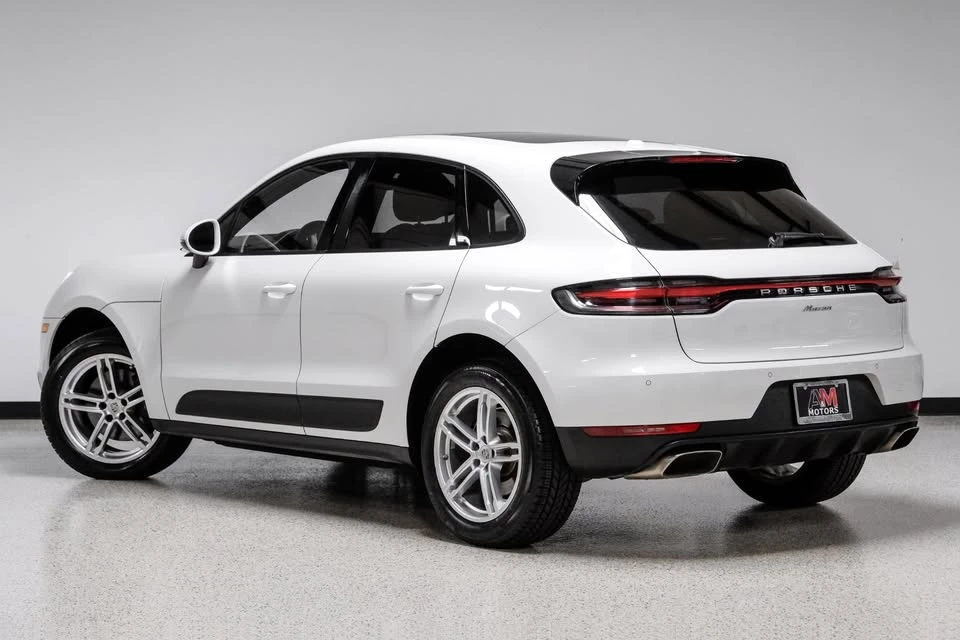 2020 Porsche Macan - Image 9 of 19