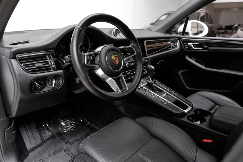 2020 Porsche Macan - Image 3 of 19